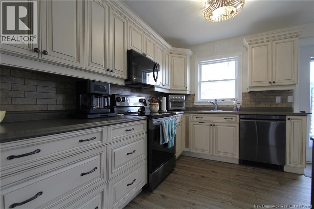 83 Mountfield Crescent, Saint John, New Brunswick E2M 5R4 - Photo 18 - NB135078