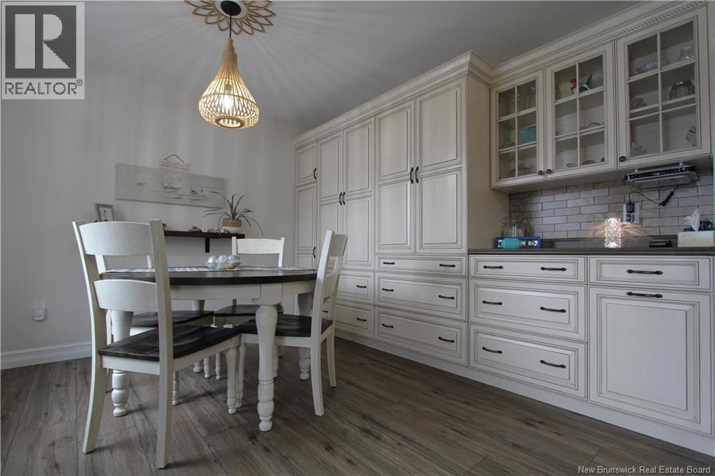 83 Mountfield Crescent, Saint John, New Brunswick E2M 5R4 - Photo 2 - NB135078