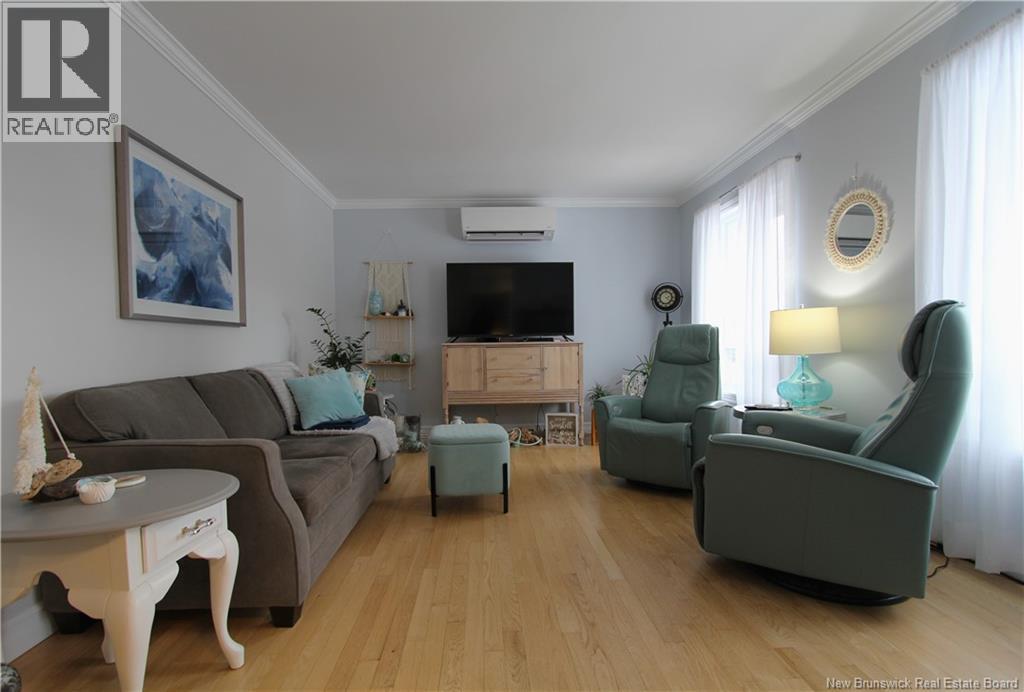 83 Mountfield Crescent, Saint John, New Brunswick E2M 5R4 - Photo 3 - NB135078