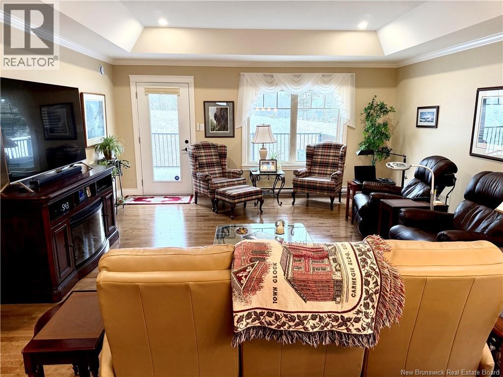 71 Bel-Aire Avenue, Rothesay, New Brunswick E2E 4Y1 - Photo 2 - NB135560