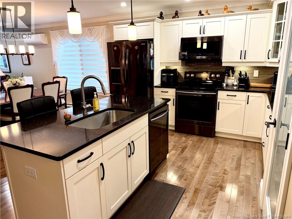 71 Bel-Aire Avenue, Rothesay, New Brunswick E2E 4Y1 - Photo 9 - NB135560