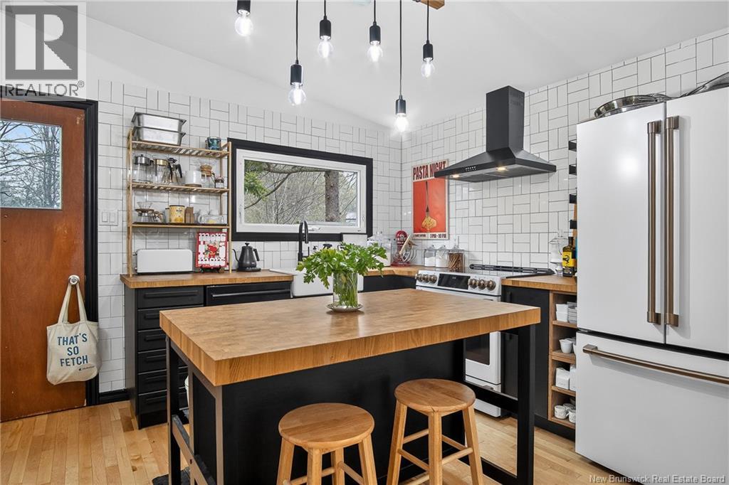 17 Iona Avenue, Rothesay, New Brunswick E2E 3H8 - Photo 15 - NB135194
