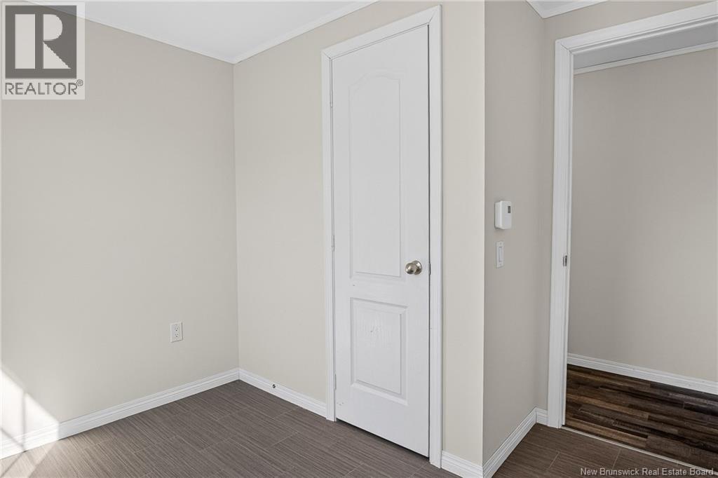 34 Violet Street, Saint John, New Brunswick E2M 5M3 - Photo 14 - NB135590