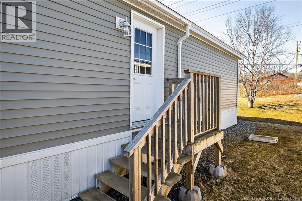 34 Violet Street, Saint John, New Brunswick E2M 5M3 - Photo 24 - NB135590