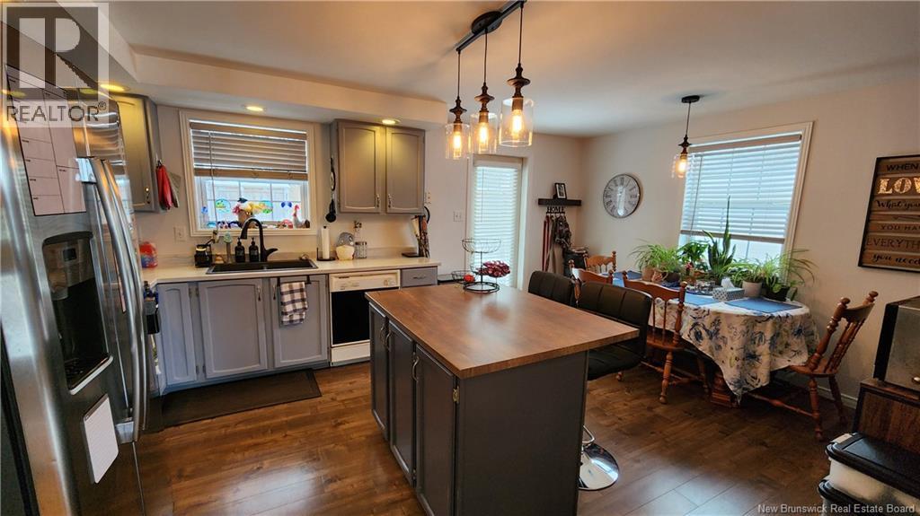 90 Honeysuckle Drive, Saint John, New Brunswick E2M 5T1 - Photo 6 - NB135570