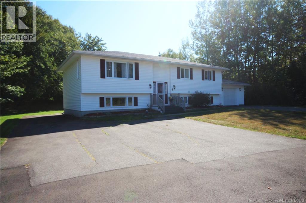 6 Cedar Grove Drive, Quispamsis, New Brunswick  E2E 3R8 - Photo 2 - NB135571