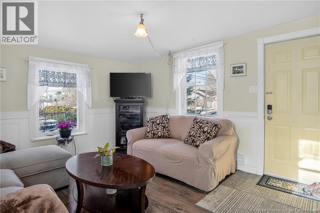 402 Argyle Street, Saint John, New Brunswick E2M 3A7 - Photo 4 - NB135723