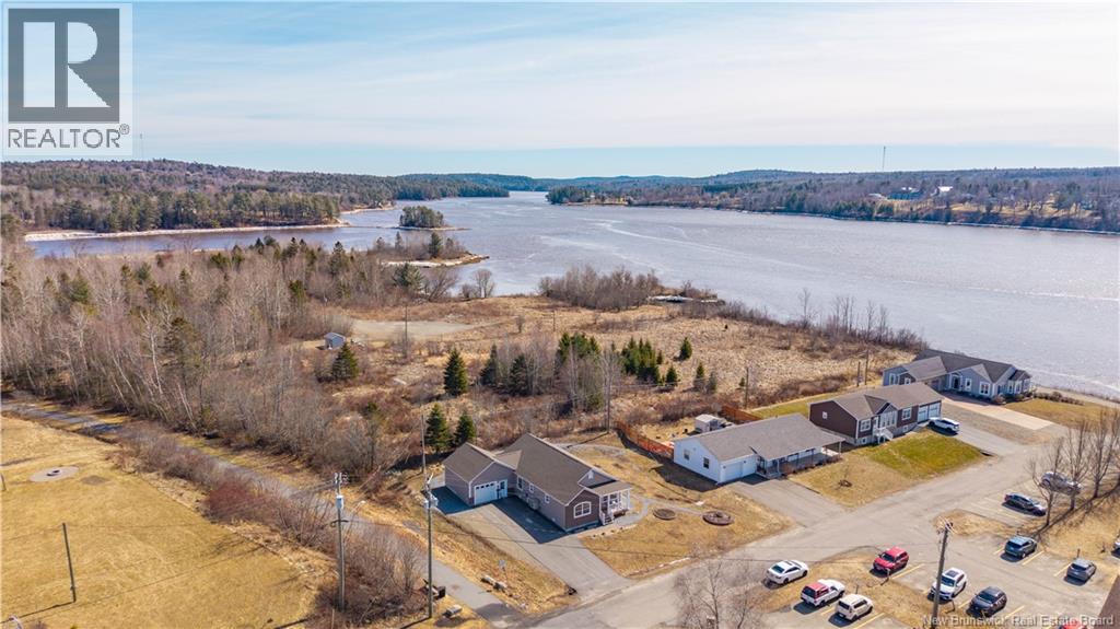 10 River Street, St. Stephen, New Brunswick  E3L 3H8 - Photo 5 - NB135586