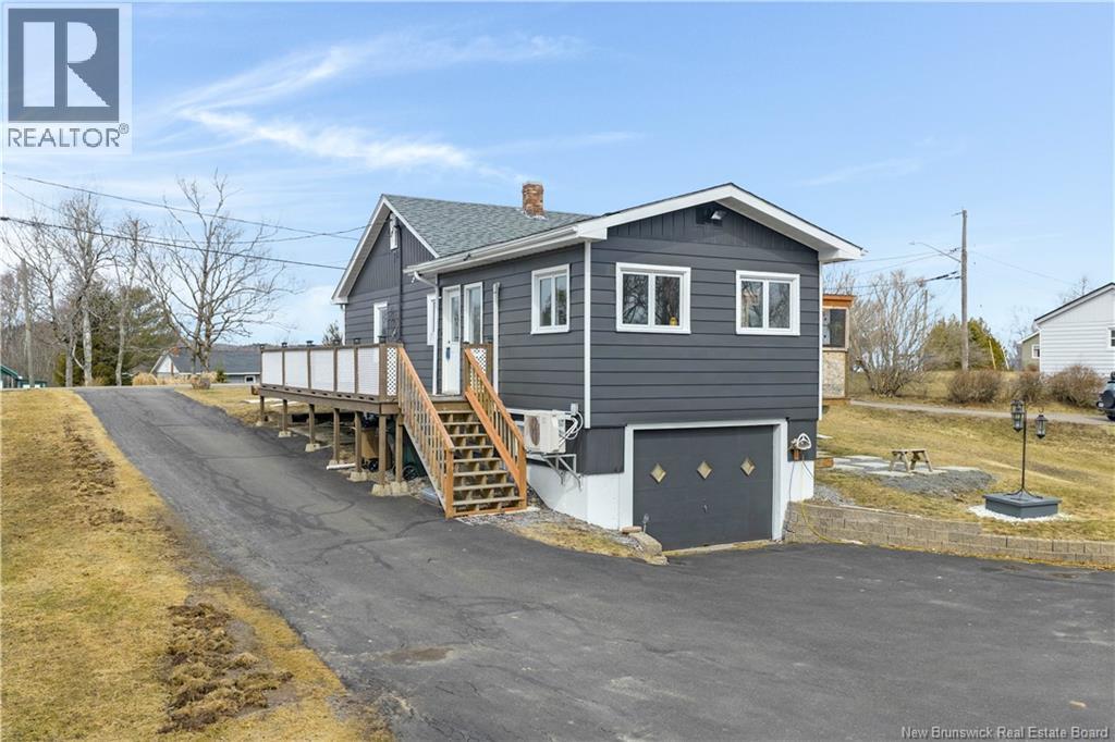 55 Hayes Street, Saint John, New Brunswick E2M 5K2 - Photo 3 - NB134795