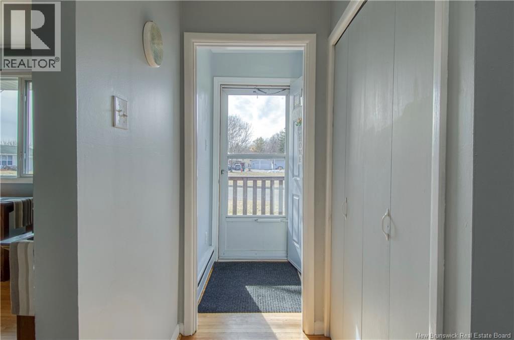 310 River Hill Drive, Saint John, New Brunswick E2M 4T7 - Photo 4 - NB135733