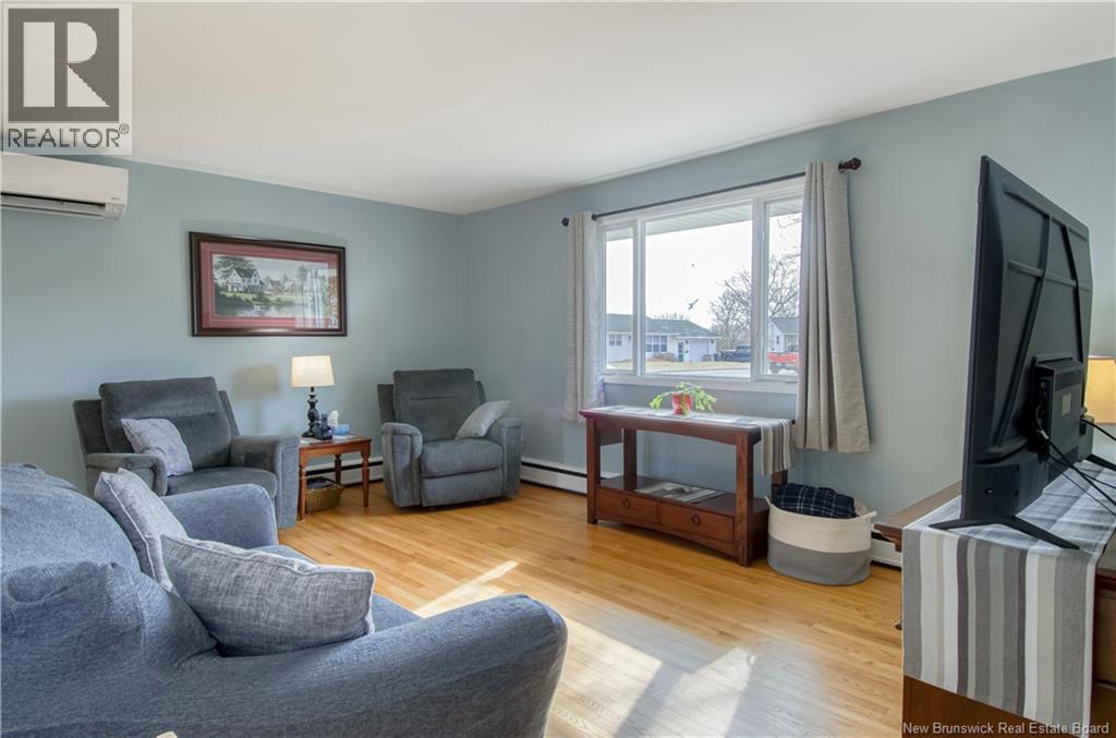 310 River Hill Drive, Saint John, New Brunswick E2M 4T7 - Photo 5 - NB135733