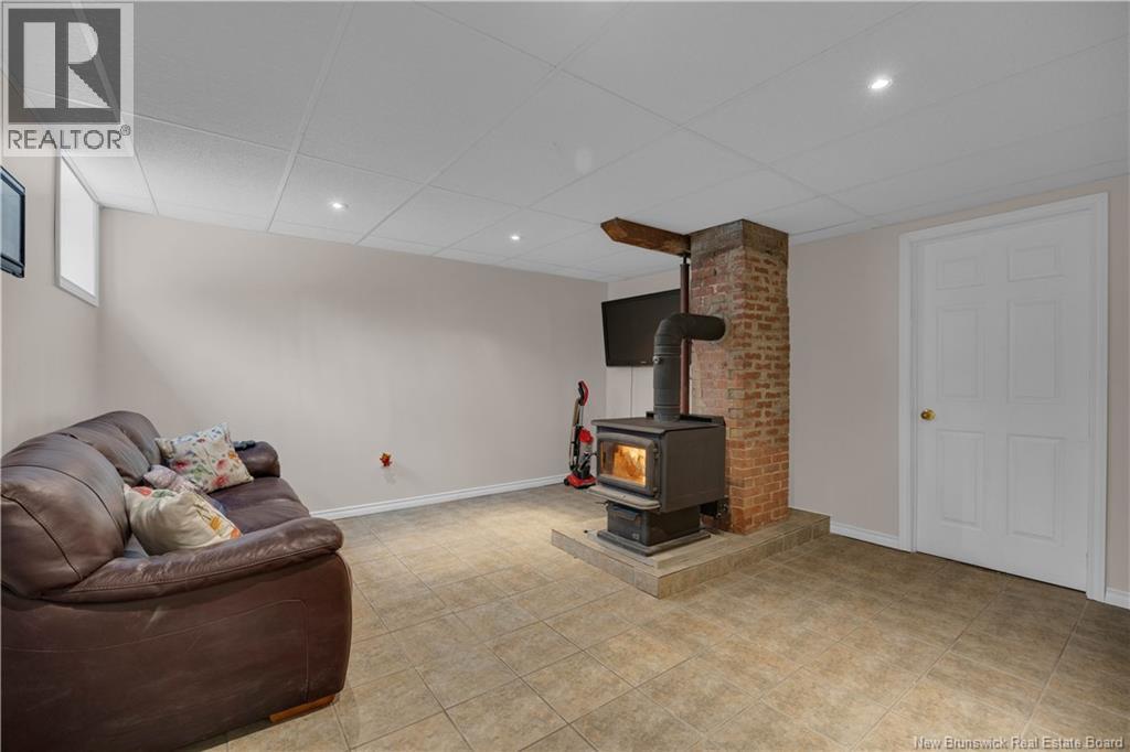 12 Murray Street, Grand Bay-Westfield, New Brunswick E5K 1C6 - Photo 22 - NB135772