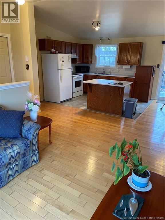 110 Honeysuckle Drive, Saint John, New Brunswick E2M 5T1 - Photo 6 - NB135853