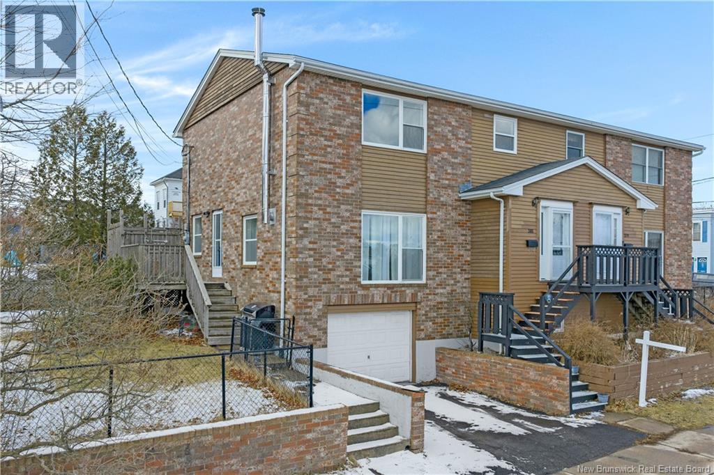 381 Lancaster Street, Saint John, New Brunswick E2M 2L3 - Photo 2 - NB135941