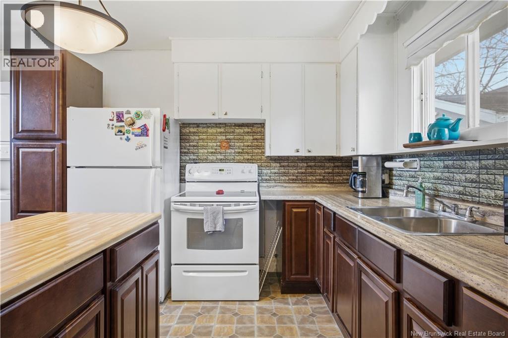 557 River Valley Drive, Grand Bay-Westfield, New Brunswick  E5K 1B2 - Photo 11 - NB136076