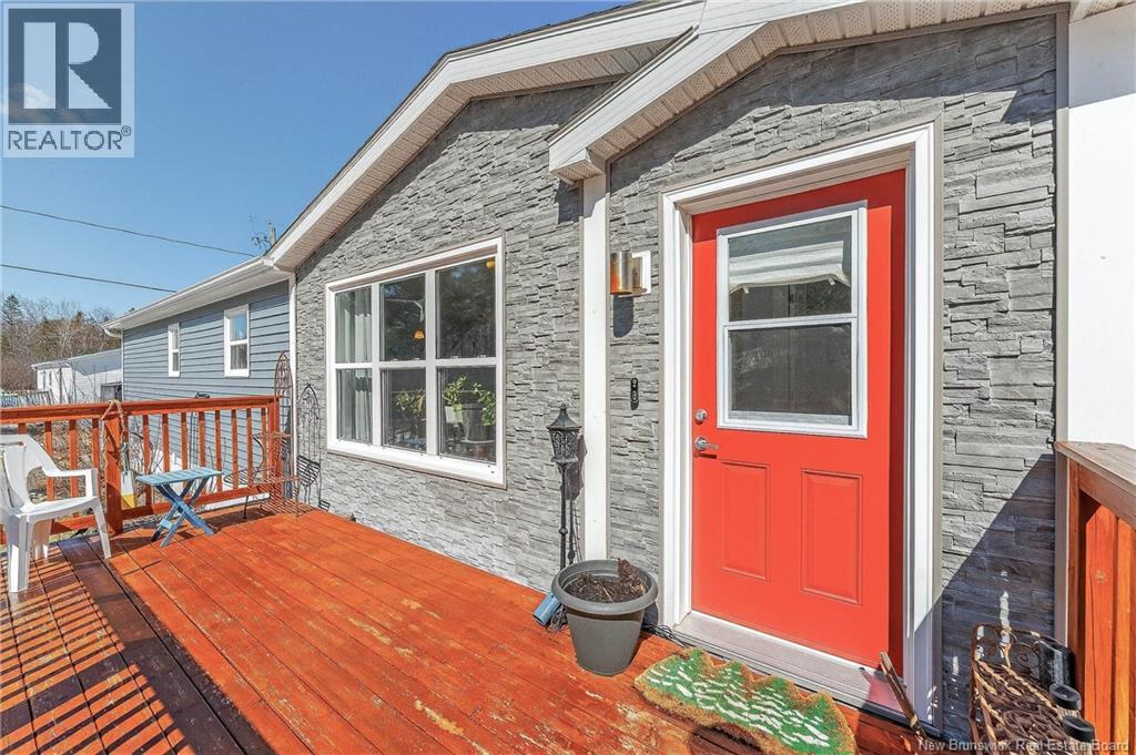 2 Wildwood Street, St. Stephen, New Brunswick E3L 2Z5 - Photo 2 - NB135683