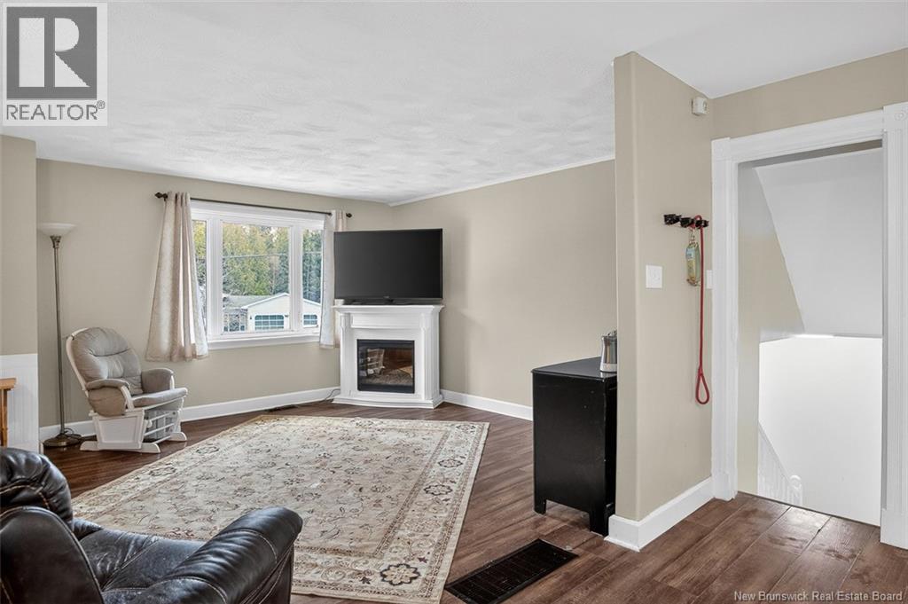 49 Swanton Drive, Quispamsis, New Brunswick  E2E 4T3 - Photo 2 - NB136359