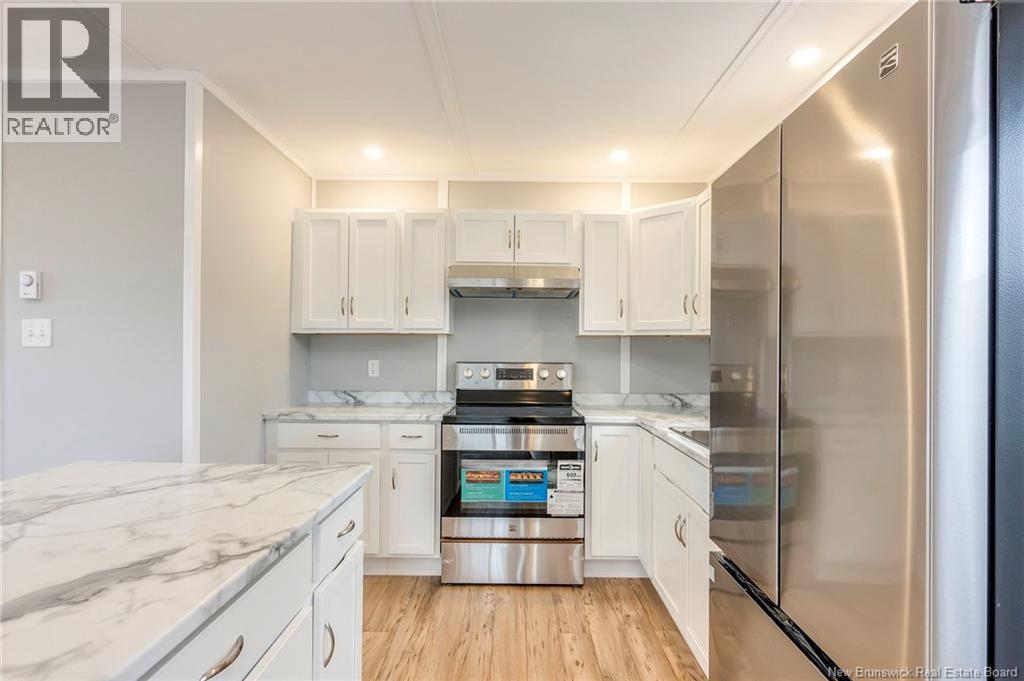 108 Glenview, Saint John, New Brunswick  E2H 0B6 - Photo 11 - NB136368