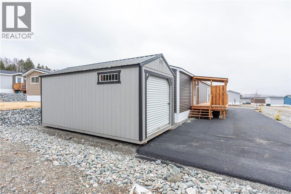 108 Glenview, Saint John, New Brunswick  E2H 0B6 - Photo 35 - NB136368