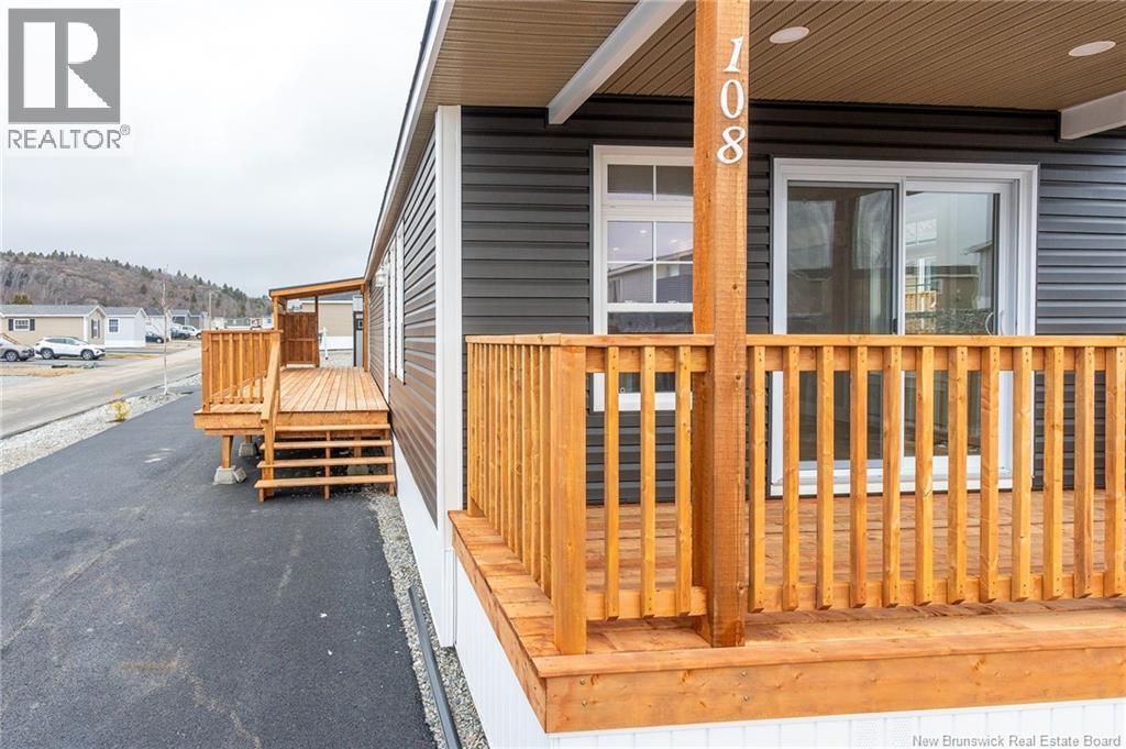 108 Glenview, Saint John, New Brunswick  E2H 0B6 - Photo 5 - NB136368