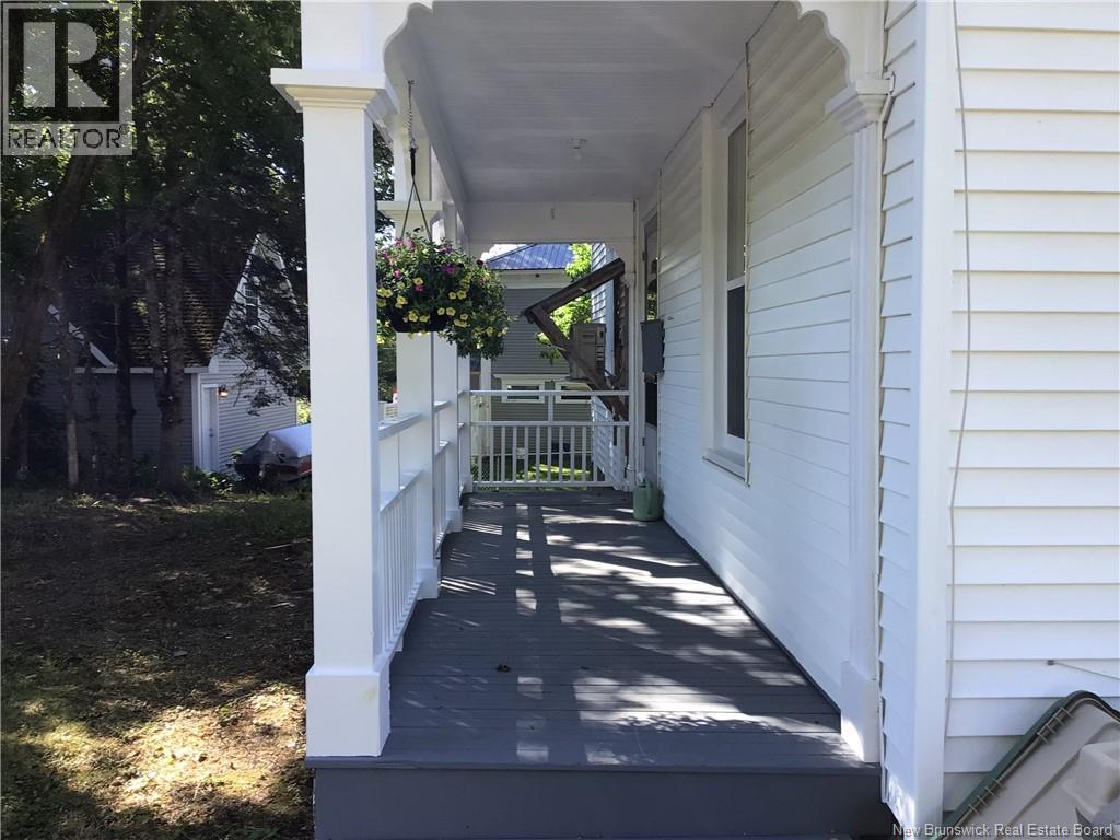 16 Dow Street, St. Stephen, New Brunswick  E3L 1R9 - Photo 2 - NB136556