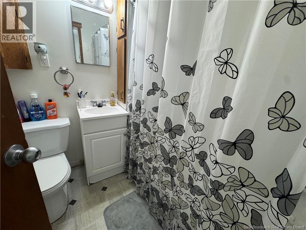 55-57 Broadway Avenue, Saint John, New Brunswick  E2H 1Z9 - Photo 11 - NB136758