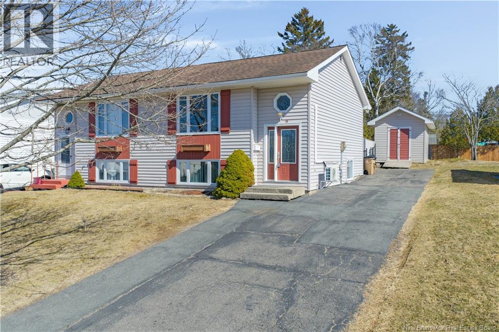 16 Dalila Court, Saint John, New Brunswick  E2M 5P9 - Photo 2 - NB135640