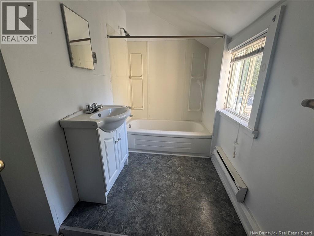 267 Charlotte Street, Saint John, New Brunswick  E2M 1Y2 - Photo 21 - NB136944