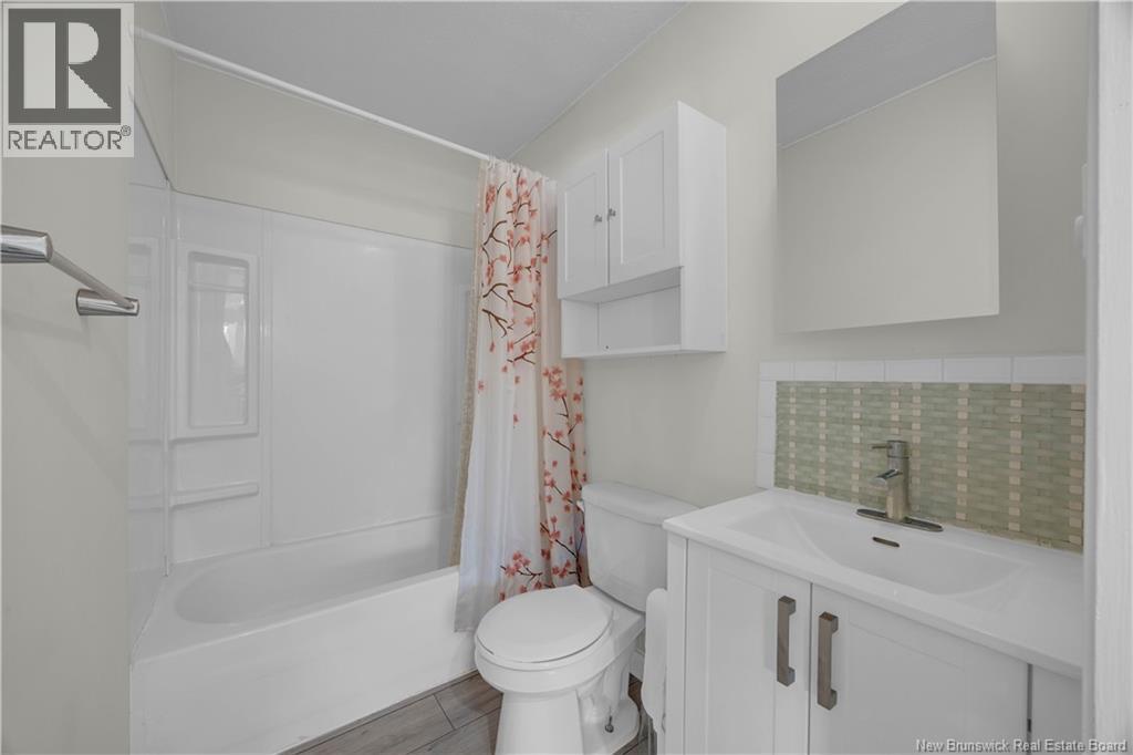 2 Parkdale Avenue, Rothesay, New Brunswick  E2E 2N7 - Photo 34 - NB136714