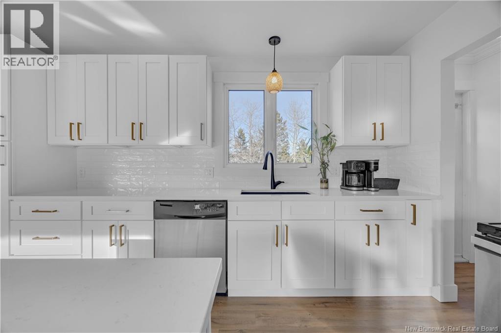 13 Susan Street, Quispamsis, New Brunswick  E2E 4T5 - Photo 6 - NB137007