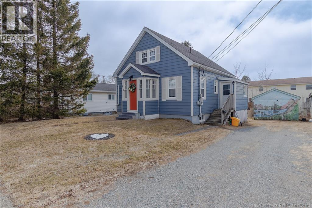246 Simms Court, Saint John, New Brunswick  E2M 3L4 - Photo 3 - NB136709