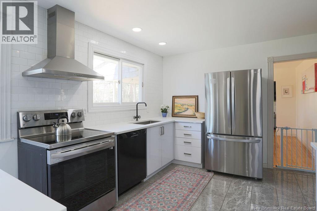 30 Rolling Hills Drive, Rothesay, New Brunswick  E2H 2P3 - Photo 9 - NB136398