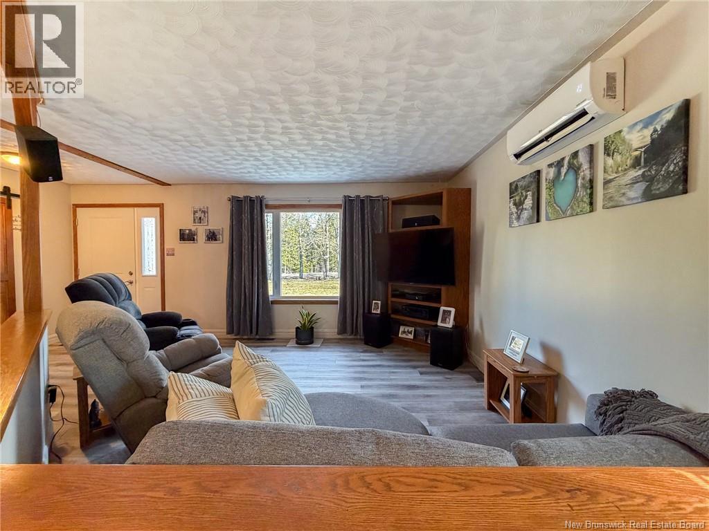 22 Mast Road, Tracyville, New Brunswick  E5L 2W1 - Photo 3 - NB137083