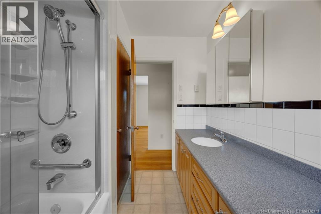 278 Molson Avenue, Saint John, New Brunswick  E2M 3J7 - Photo 13 - NB137549