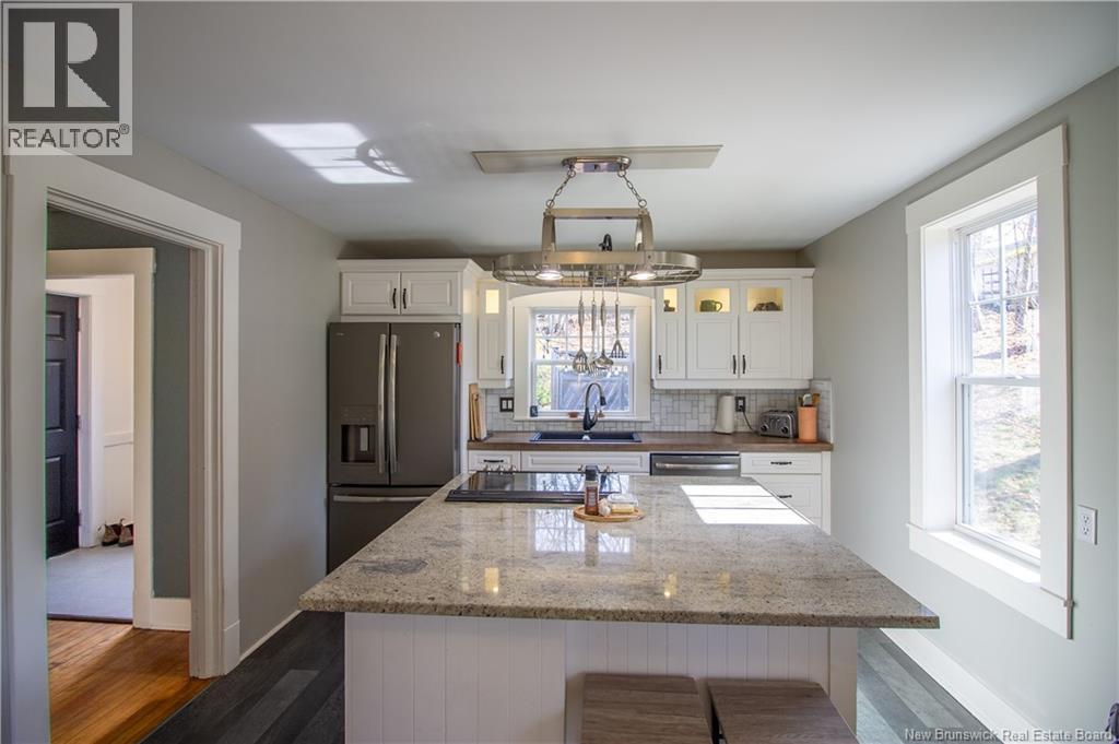 11 Clark Road, Rothesay, New Brunswick  E2E 2H2 - Photo 7 - NB137599