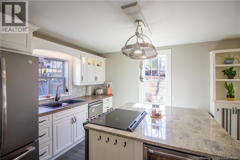 11 Clark Road, Rothesay, New Brunswick  E2E 2H2 - Photo 8 - NB137599