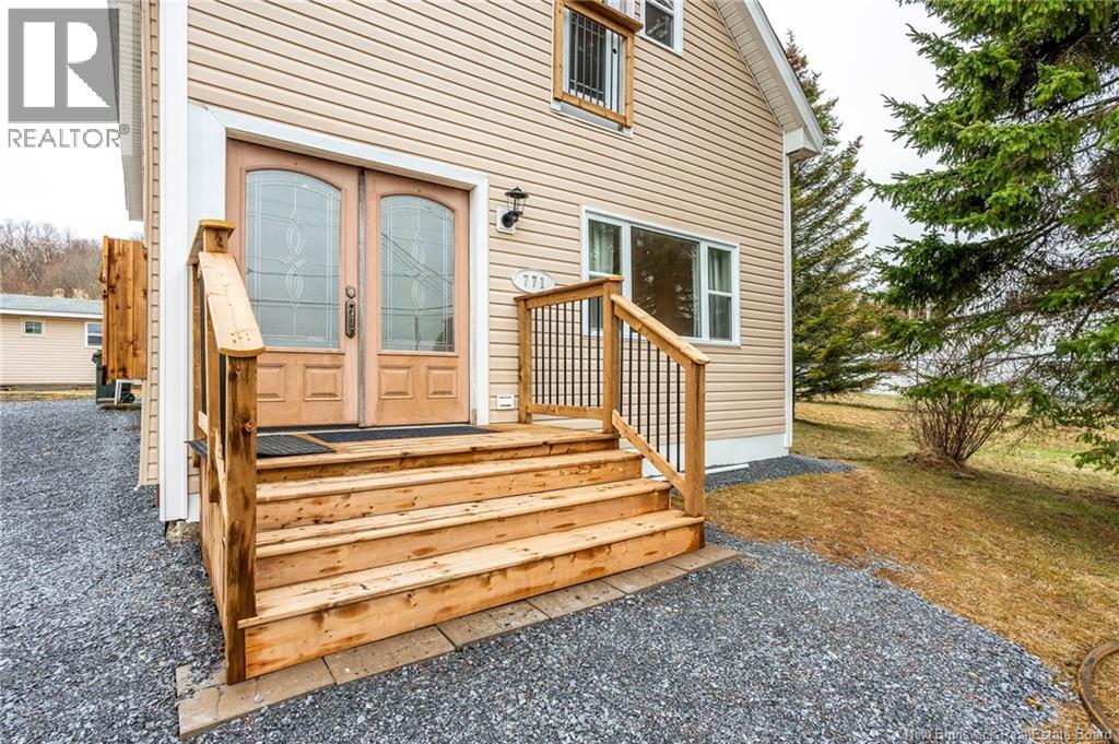 771 Bay Street, Saint John, New Brunswick  E2M 7L6 - Photo 3 - NB137483