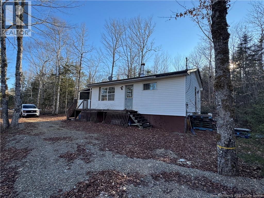 Camp Lake Road, South Oromocto Lake, New Brunswick  E5L 2R2 - Photo 25 - NB137662