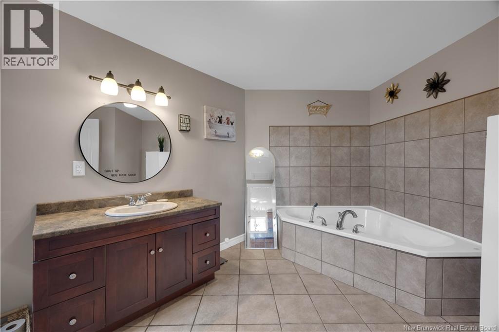 546 Young Street, Saint John, New Brunswick  E2M 2V4 - Photo 13 - NB137671