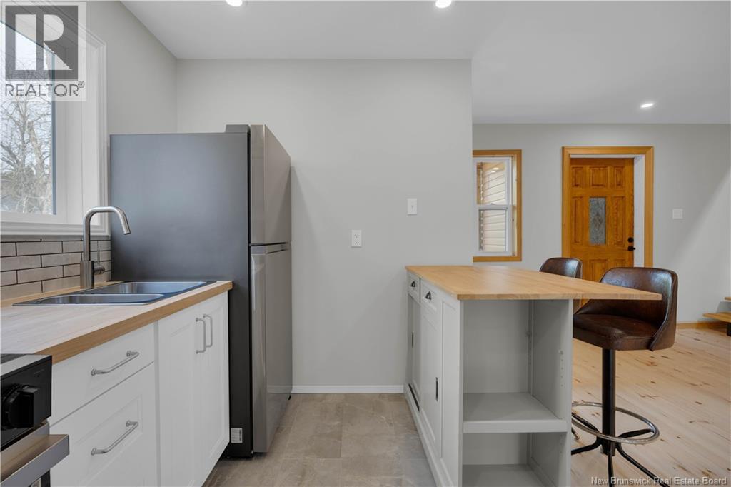 34 Belmont Road, Saint John, New Brunswick  E2M 6J6 - Photo 11 - NB137566