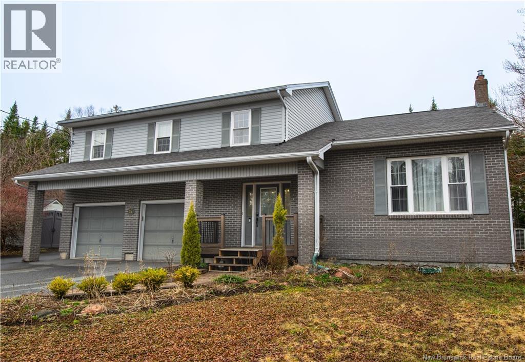 18 Country Club Drive, Grand Bay-Westfield, New Brunswick  E5K 3B8 - Photo 2 - NB137936
