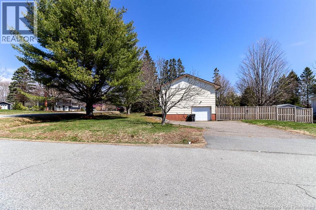100 Doncaster Drive, Quispamsis, New Brunswick  E2E 1R7 - Photo 3 - NB138179