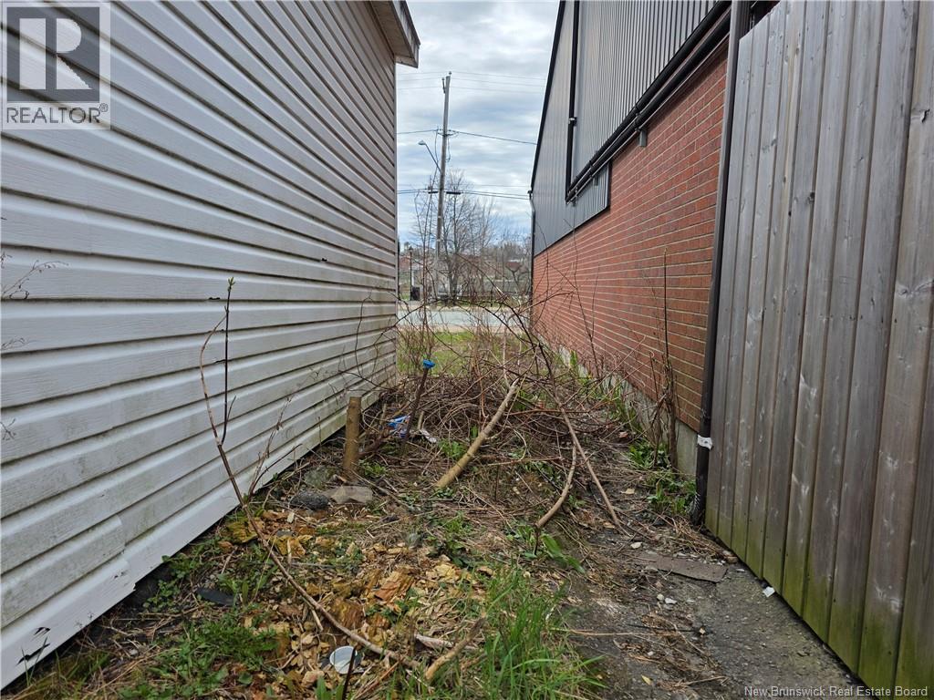 61 Milltown Boulevard, St. Stephen, New Brunswick  E3L 1G4 - Photo 13 - NB137808