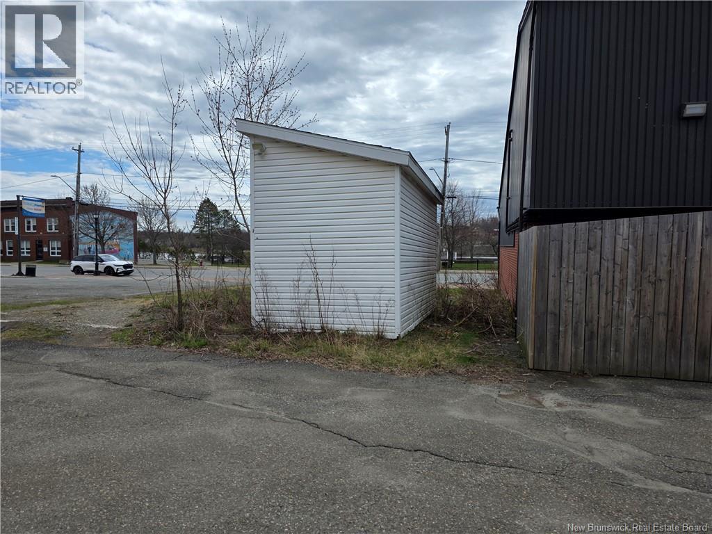 61 Milltown Boulevard, St. Stephen, New Brunswick  E3L 1G4 - Photo 14 - NB137808