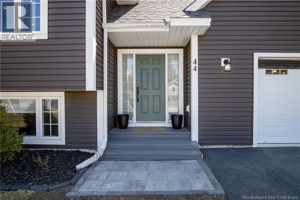 44 Leah Boulevard, Quispamsis, New Brunswick  E2E 6E7 - Photo 2 - NB138527
