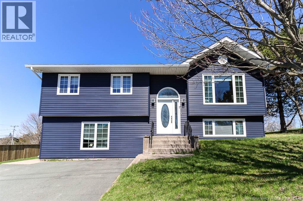 7 Dalila Court, Saint John, New Brunswick  E2M 5P9 - Photo 2 - NB138615