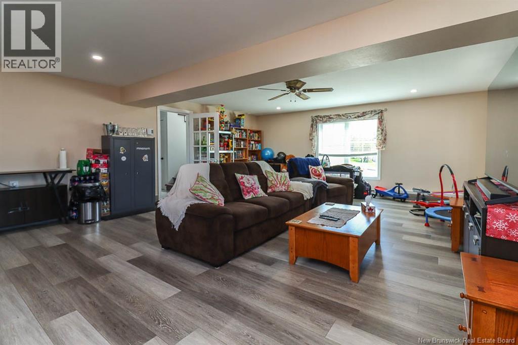 7 Dalila Court, Saint John, New Brunswick  E2M 5P9 - Photo 25 - NB138615
