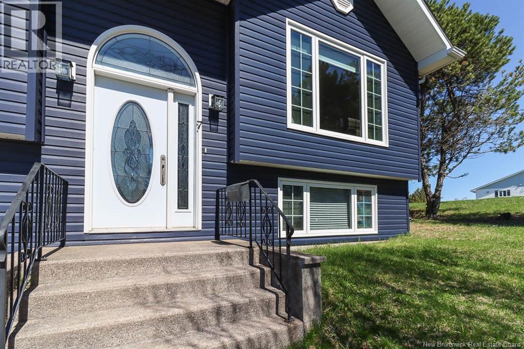 7 Dalila Court, Saint John, New Brunswick  E2M 5P9 - Photo 4 - NB138615