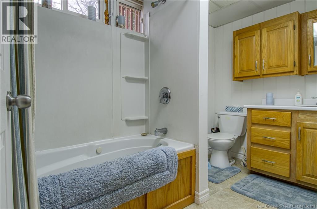 119 Bayview Drive, Saint John, New Brunswick  E2M 4E2 - Photo 24 - NB138949