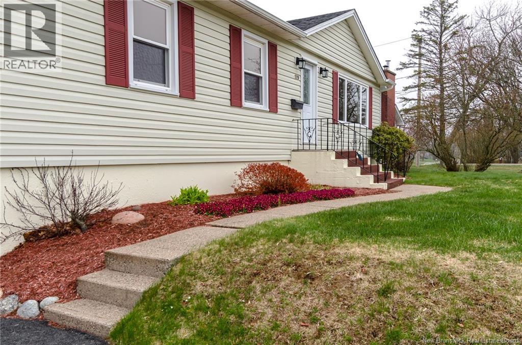 119 Bayview Drive, Saint John, New Brunswick  E2M 4E2 - Photo 3 - NB138949